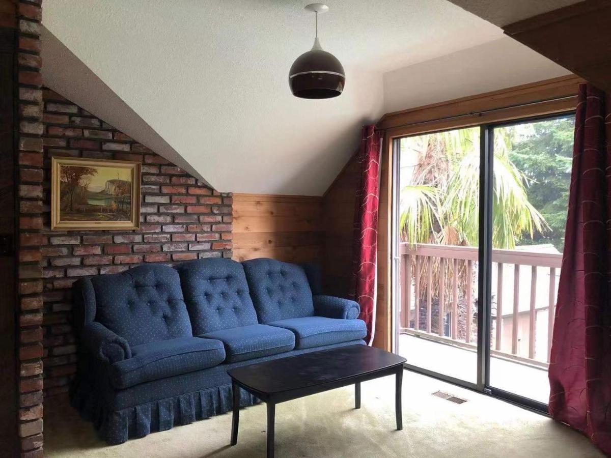 Jason House - Immaculate Suites In A Quiet Seaside Neighbourhood Near Uvic فكتوريا المظهر الخارجي الصورة